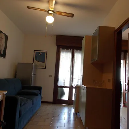 Appartamento Flat With Parking Only 100m From The